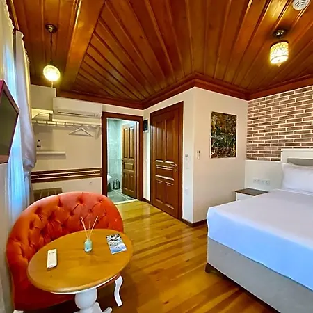 Hotel Kervan 3*