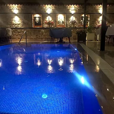 Hotel Kervan 3*